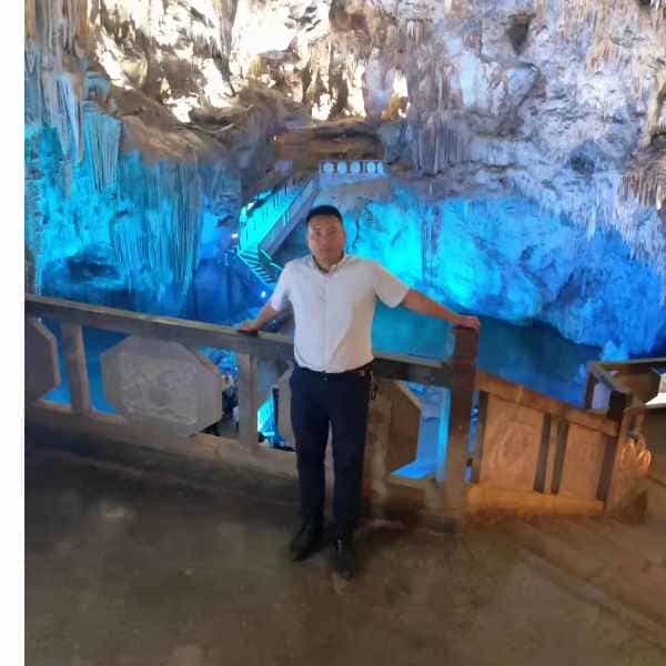 35岁岁云南单身帅哥 - 葫芦岛吉缘网
